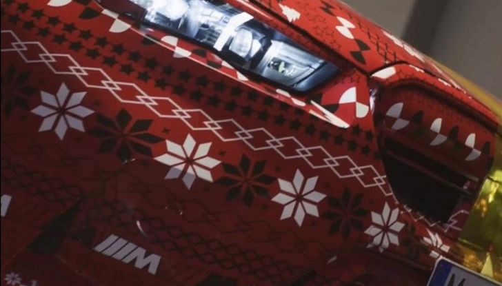 BMW M5 Touring 2025: gli ultimi teaser svelano nuovi dettagli sulla sw - Foto 14 di 15