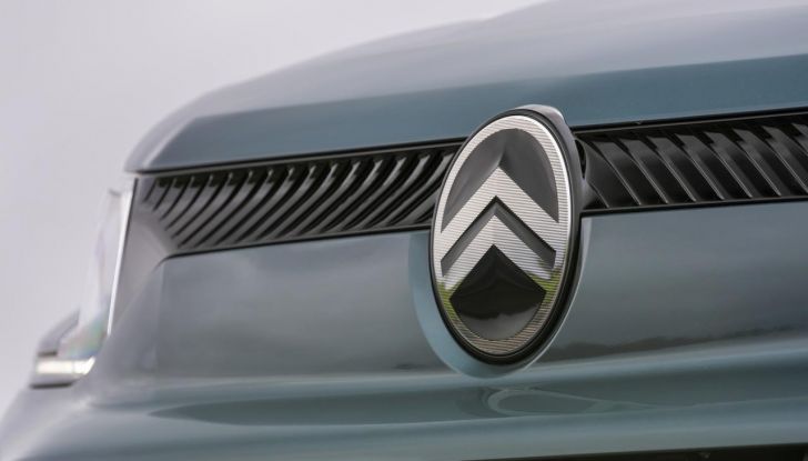 Citroën Berlingo 2024: caratteristiche, versioni, design, interni e motori del nuovo restyling - Foto 12 di 48