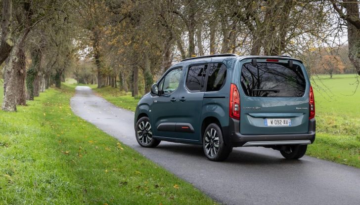 Citroën Berlingo 2024: caratteristiche, versioni, design, interni e motori del nuovo restyling - Foto 10 di 48
