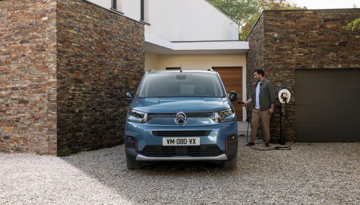 Citroën Berlingo 2024: caratteristiche, versioni, design, interni e motori del nuovo restyling - Foto 30 di 48