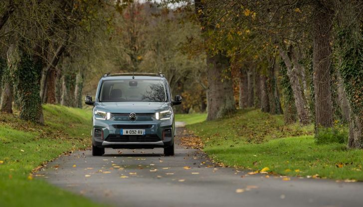 Citroën Berlingo 2024: caratteristiche, versioni, design, interni e motori del nuovo restyling - Foto 6 di 48