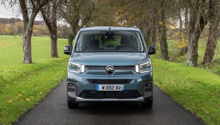 Citroën Berlingo 2024: caratteristiche, versioni, design, interni e motori del nuovo restyling - Foto 7 di 48