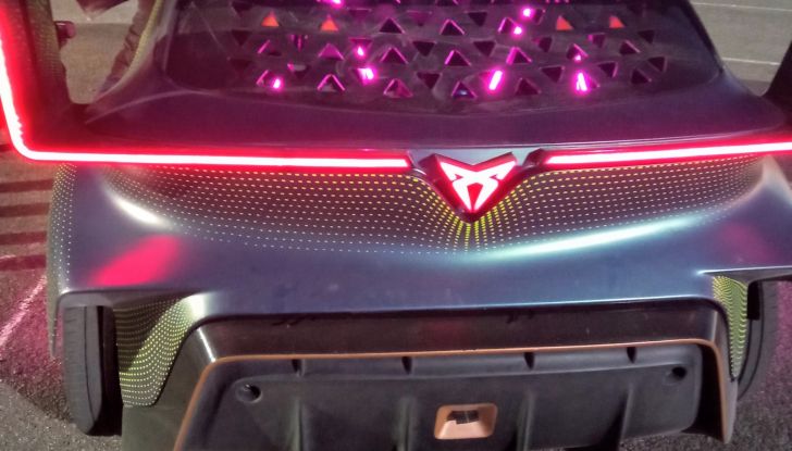 Cupra Formentor VZ5 BAT e Ateca Tribe Edition prova su strada e caratteristiche tecniche - Foto 24 di 25