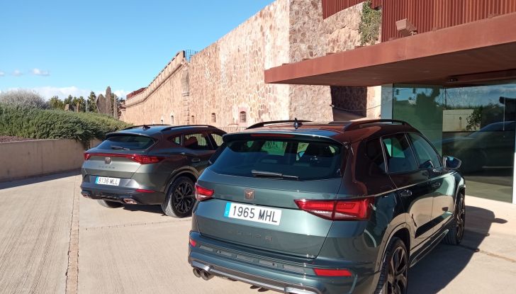 Cupra Formentor VZ5 BAT e Ateca Tribe Edition prova su strada e caratteristiche tecniche - Foto 8 di 25