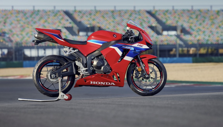 Honda CBR600RR 2024 prezzo di listino e data di uscita - Foto 4 di 7