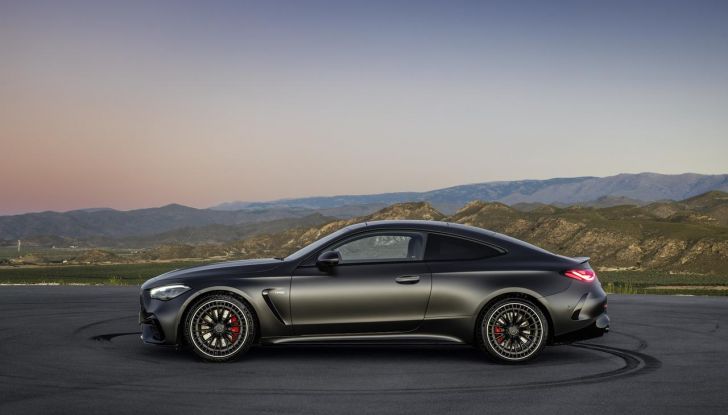 Mercedes-AMG CLE 53 Coupé: caratteristiche, design, interni, motore e prestazioni - Foto 17 di 34