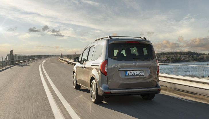 Mercedes EQT 2024: caratteristiche, design, interni, dotazioni e motore - Foto 28 di 40