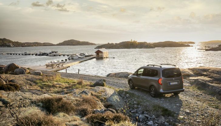 Mercedes EQT 2024: caratteristiche, design, interni, dotazioni e motore - Foto 31 di 40