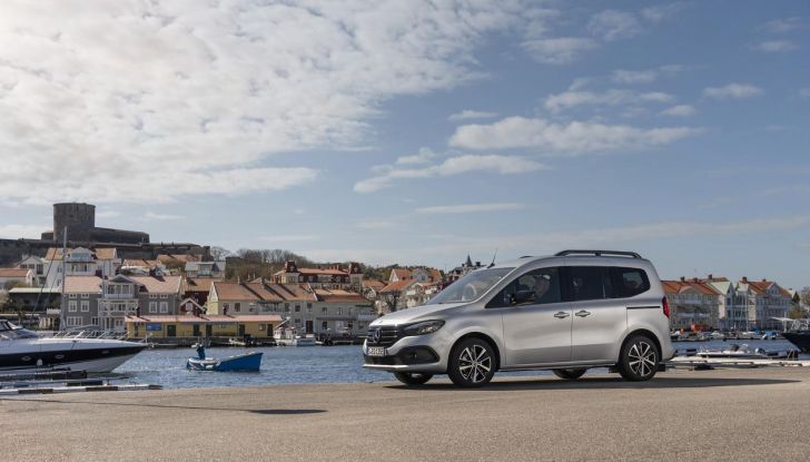 Mercedes EQT 2024: caratteristiche, design, interni, dotazioni e motore - Foto 13 di 40