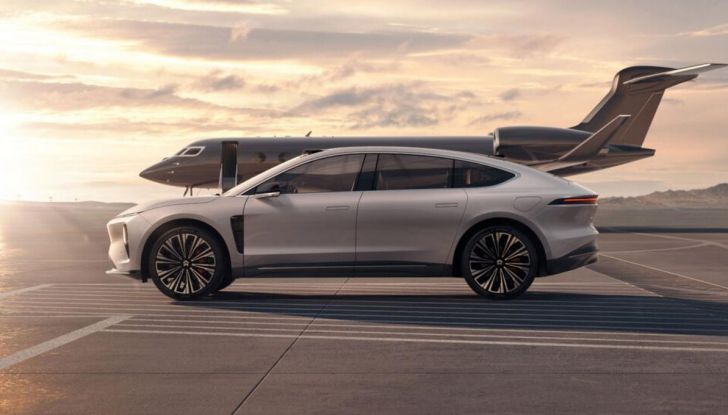 NIO ET9: caratteristiche, design e interni della nuova ammiraglia elettrica - Foto 13 di 41