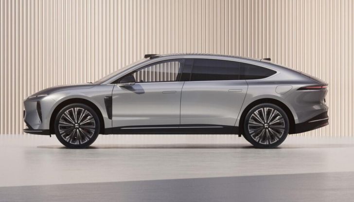 NIO ET9: caratteristiche, design e interni della nuova ammiraglia elettrica - Foto 11 di 41