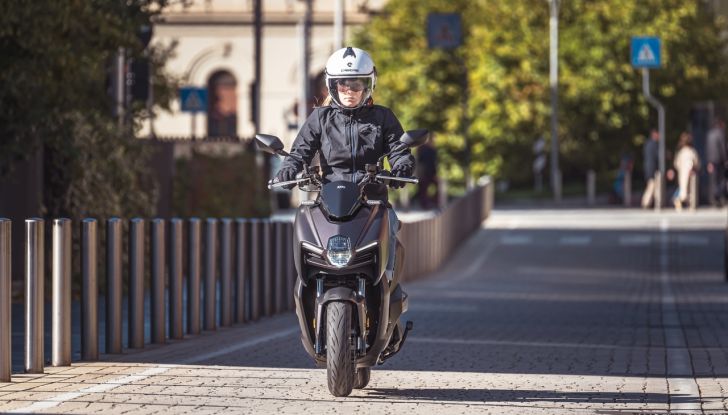 SYM Mamba 160: caratteristiche, design, motore e dotazioni - Foto 13 di 136