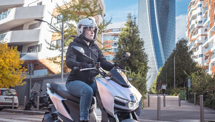 SYM Mamba 160: caratteristiche, design, motore e dotazioni - Foto 49 di 136