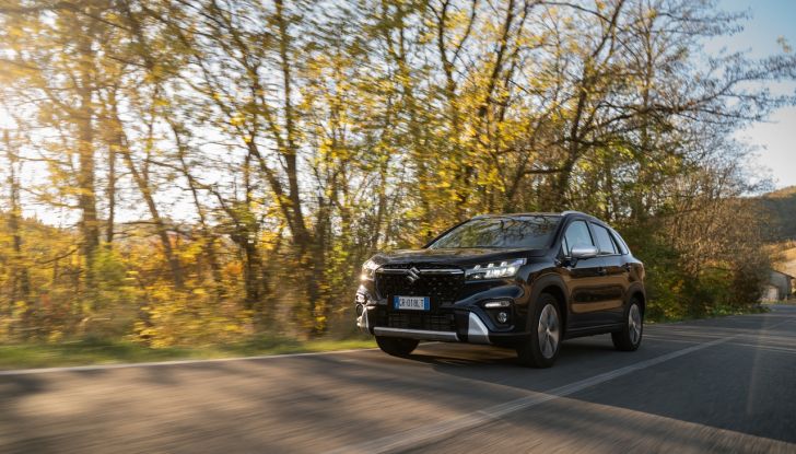 Suzuki Vitara Hybrid ed S-Cross Hybrid Yoru: caratteristiche, motore e dotazioni della versione speciale - Foto 2 di 132