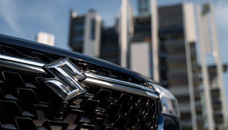 Suzuki Vitara Hybrid ed S-Cross Hybrid Yoru: caratteristiche, motore e dotazioni della versione speciale - Foto 93 di 132