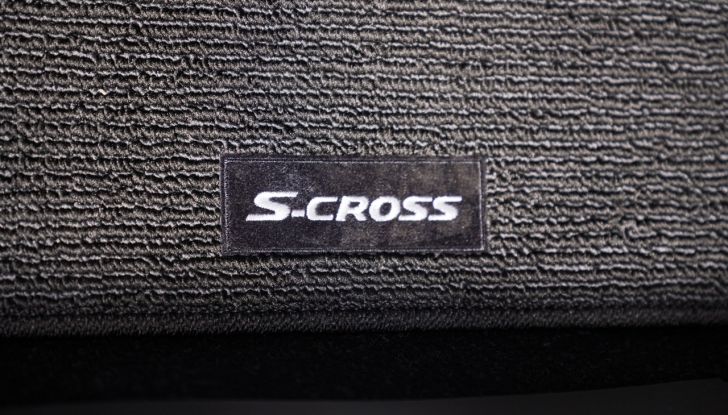 Suzuki Vitara Hybrid ed S-Cross Hybrid Yoru: caratteristiche, motore e dotazioni della versione speciale - Foto 29 di 132