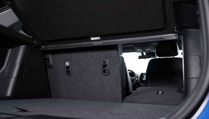 Suzuki Vitara Hybrid ed S-Cross Hybrid Yoru: caratteristiche, motore e dotazioni della versione speciale - Foto 41 di 132