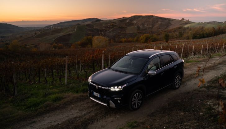 Suzuki Vitara Hybrid ed S-Cross Hybrid Yoru: caratteristiche, motore e dotazioni della versione speciale - Foto 8 di 132