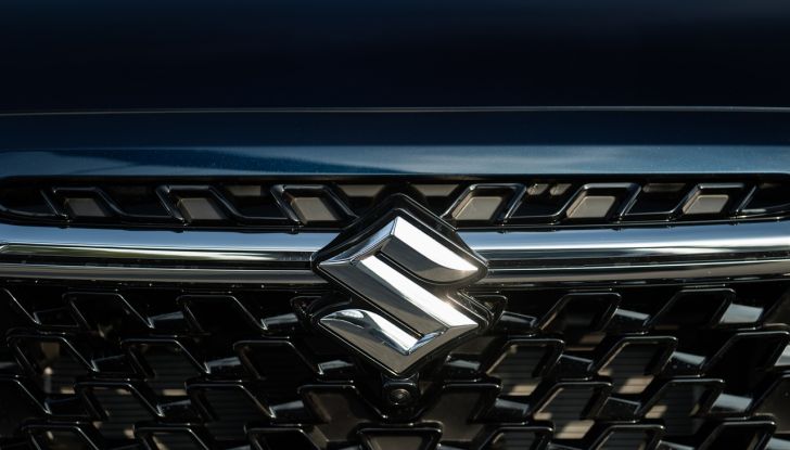 Suzuki Vitara Hybrid ed S-Cross Hybrid Yoru: caratteristiche, motore e dotazioni della versione speciale - Foto 78 di 132