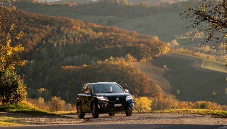 Suzuki Vitara Hybrid ed S-Cross Hybrid Yoru: caratteristiche, motore e dotazioni della versione speciale - Foto 107 di 132