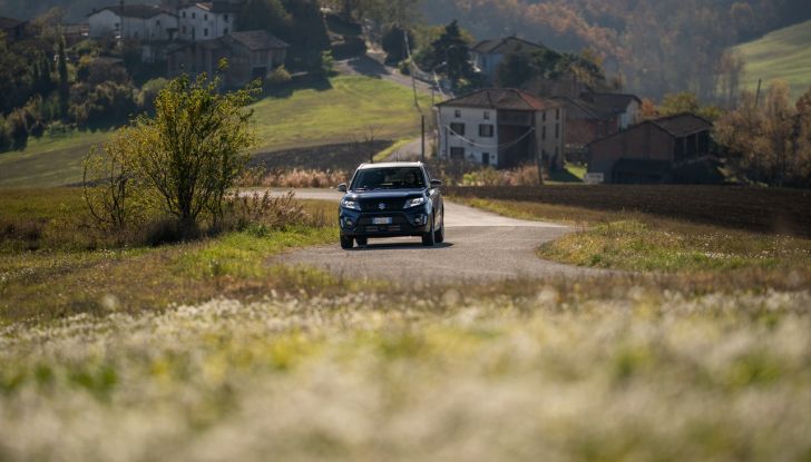 Suzuki Vitara Hybrid ed S-Cross Hybrid Yoru: caratteristiche, motore e dotazioni della versione speciale - Foto 114 di 132