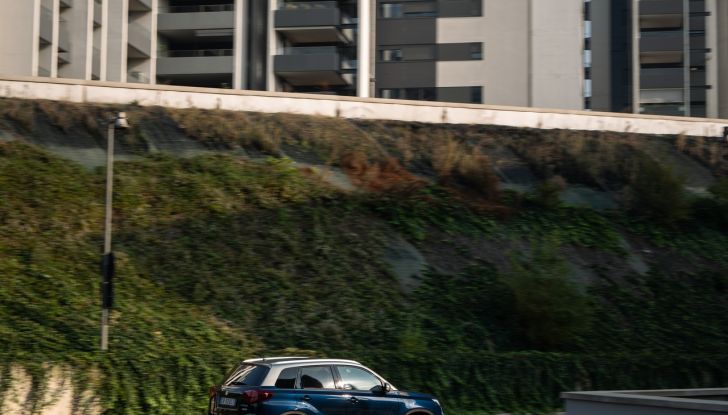 Suzuki Vitara Hybrid ed S-Cross Hybrid Yoru: caratteristiche, motore e dotazioni della versione speciale - Foto 127 di 132