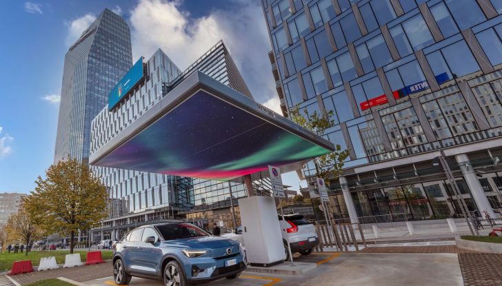 Volvo Powerstop, oltre 500 le tonnellate di CO2 risparmiate a due anni dal lancio del progetto in Italia - Foto 3 di 10