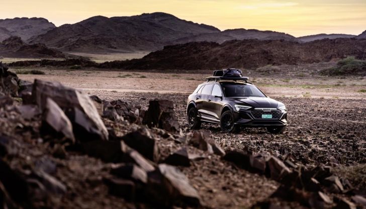 Audi Q8 e-tron Edition Dakar: caratteristiche, prestazioni, autonomia, design e interni - Foto 2 di 22