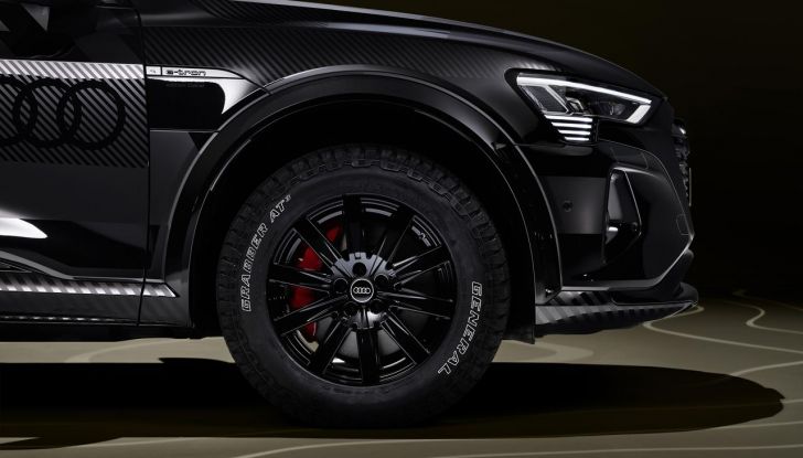 Audi Q8 e-tron Edition Dakar