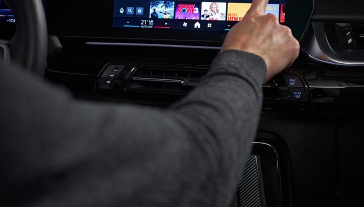 BMW al CES 2024 mostra la sua idea di futuro digitale e interattivo - Foto 4 di 86
