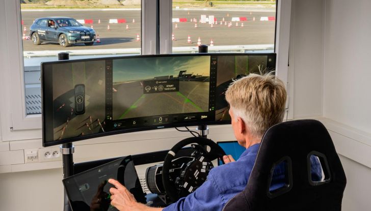 BMW al CES 2024 mostra la sua idea di futuro digitale e interattivo - Foto 28 di 86