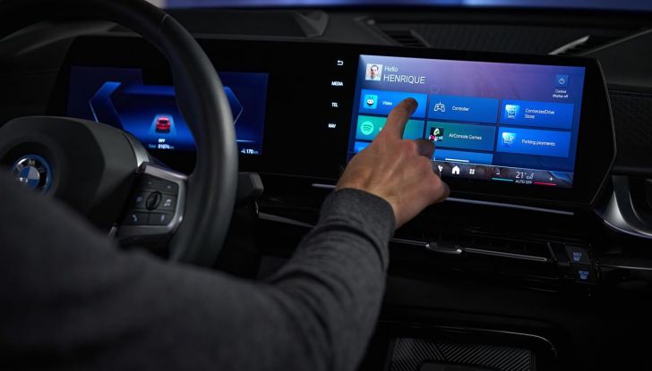 BMW al CES 2024 mostra la sua idea di futuro digitale e interattivo - Foto 2 di 86