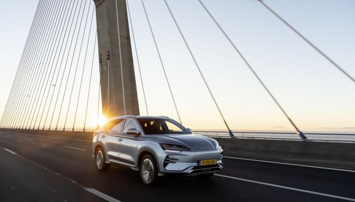 BYD Seal U: il nuovo SUV elettrico arriva in Europa - Foto 10 di 114