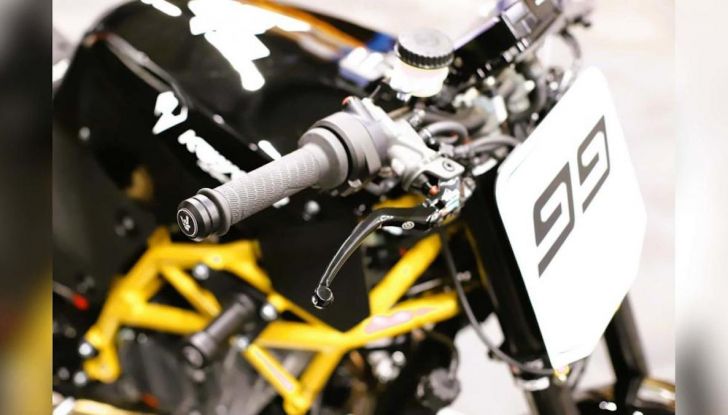 Kramer Super Hooligan Concept: la Ktm 890 con i muscoli - Foto 1 di 12