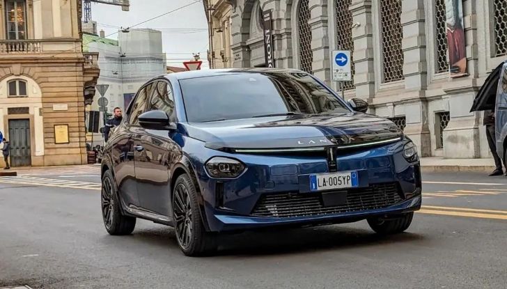 Lancia Ypsilon 2025 prototipo Milano
