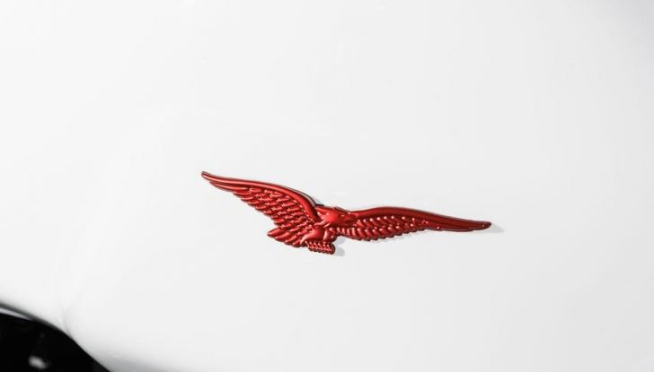 Moto Guzzi V7 Stone Ten: la nuova icona nel panorama delle roadster - Foto 8 di 8