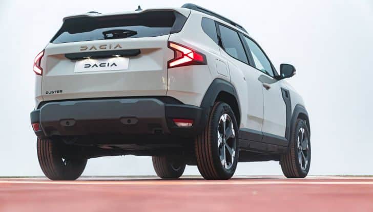 Dacia Duster MY2024, prime impressioni in attesa del test drive - Foto 12 di 19