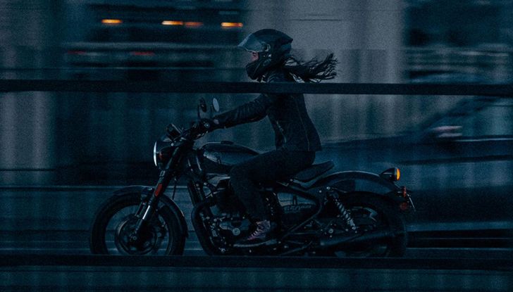 Royal Enfield Shotgun 650: debutta la nuova custom retro-futuristica - Foto 7 di 16