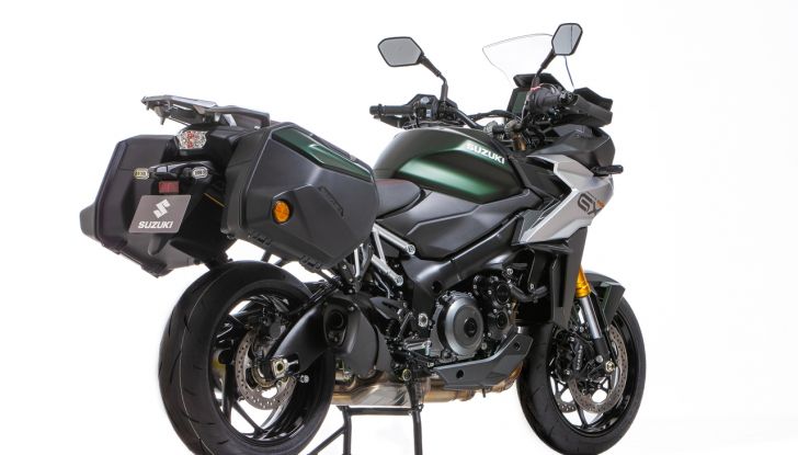 Suzuki al Motor Bike Expo 2024 con tre modelli speciali - Foto 52 di 73