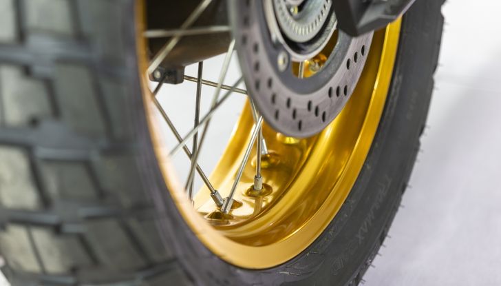 Suzuki al Motor Bike Expo 2024 con tre modelli speciali - Foto 66 di 73