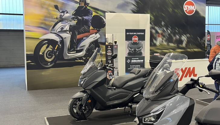 Il catalogo Sym in mostra a Motor Bike Expo 2024 - Foto 3 di 8