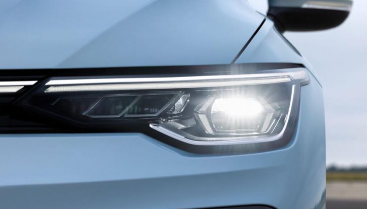 Volkswagen Golf 2025: partita la produzione in serie - Foto 3 di 92