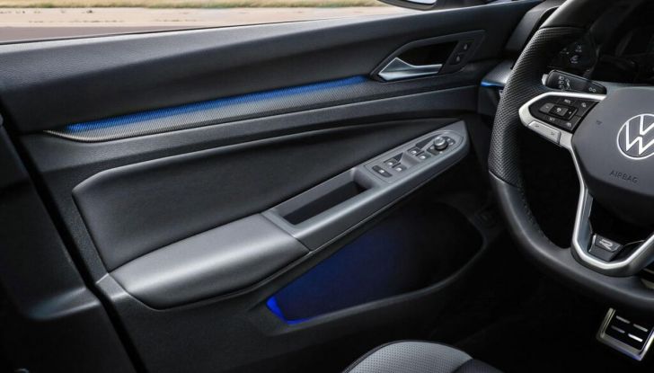 Volkswagen Golf 2025: partita la produzione in serie - Foto 91 di 92