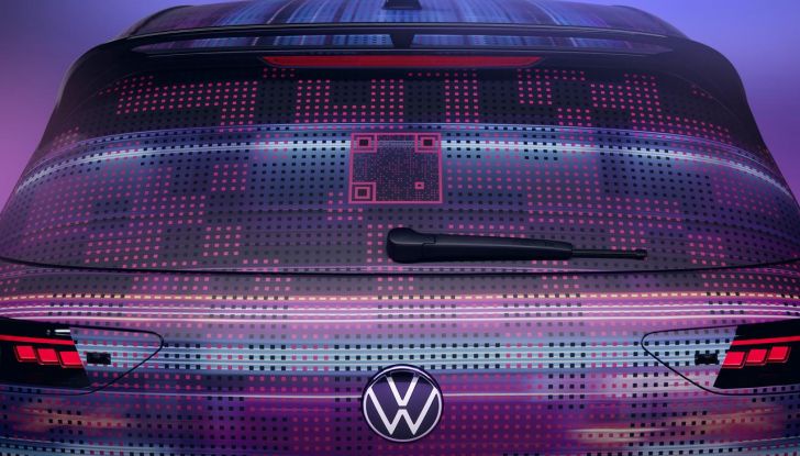 Volkswagen Golf 2025: primo assaggio del nuovo restyling - Foto 5 di 20