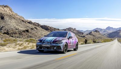 Volkswagen Golf 2025: primo assaggio del nuovo restyling