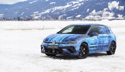 Volkswagen Golf R 2025: primi dettagli della nuova sportiva