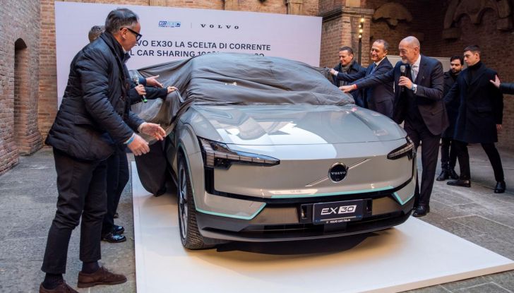 Volvo EX30 flotta car sharing Corrente