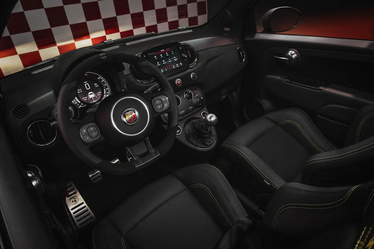 Abarth 695 75° Anniversario