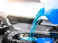 Liquido antigelo auto: a cosa serve e quando utilizzarlo