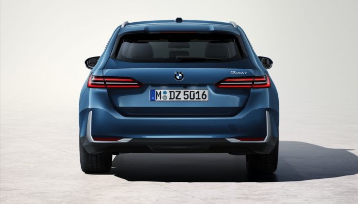 BMW Serie 5 Touring 2024: caratteristiche, design, motori, versioni, interni e prezzi - Foto 27 di 124
